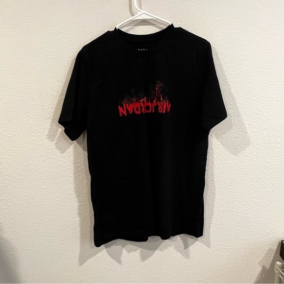 Jordan Air Jordan black graphic t with red flame detail size medium - Picture 8 of 9